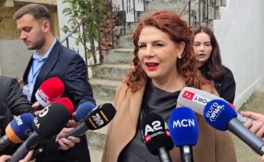 Zgjedhjet/ Kandidatja socialiste për Bashkinë e Vlorës Brunilda Mersini:  “Dita me shi, mbarësi për qytetin”-  Uroj që zgjedhësit të votojnë me zemër, mendje dhe përgjegjësi