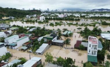 Rritet numri i viktimave nga përmbytjet në Azinë Juglindore