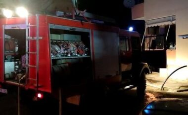 Bie zjarr në një banesë në Memaliaj, shpërthen bombola e gazit