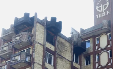 Zjarr tragjik në Bosnje: 11 të vdekur dhe mbi 30 të plagosur në azil pleqsh