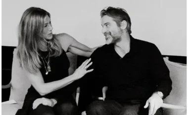 Çfarë pune bën i dashuri i Jennifer Aniston?