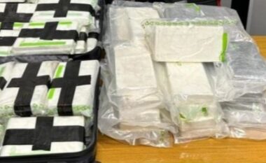 “Sa kemi që njifemi ne” – Mesazhet në SKY ECC të Orges Mollës me Emri Hysenajn ( që u ekstradua sot): Kisha me ja futë një plumb në kokë!