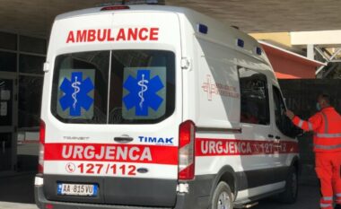 Tragjike në Rrogozhinë! Makina përplas të miturën, humb jetën 2-vjeçarja