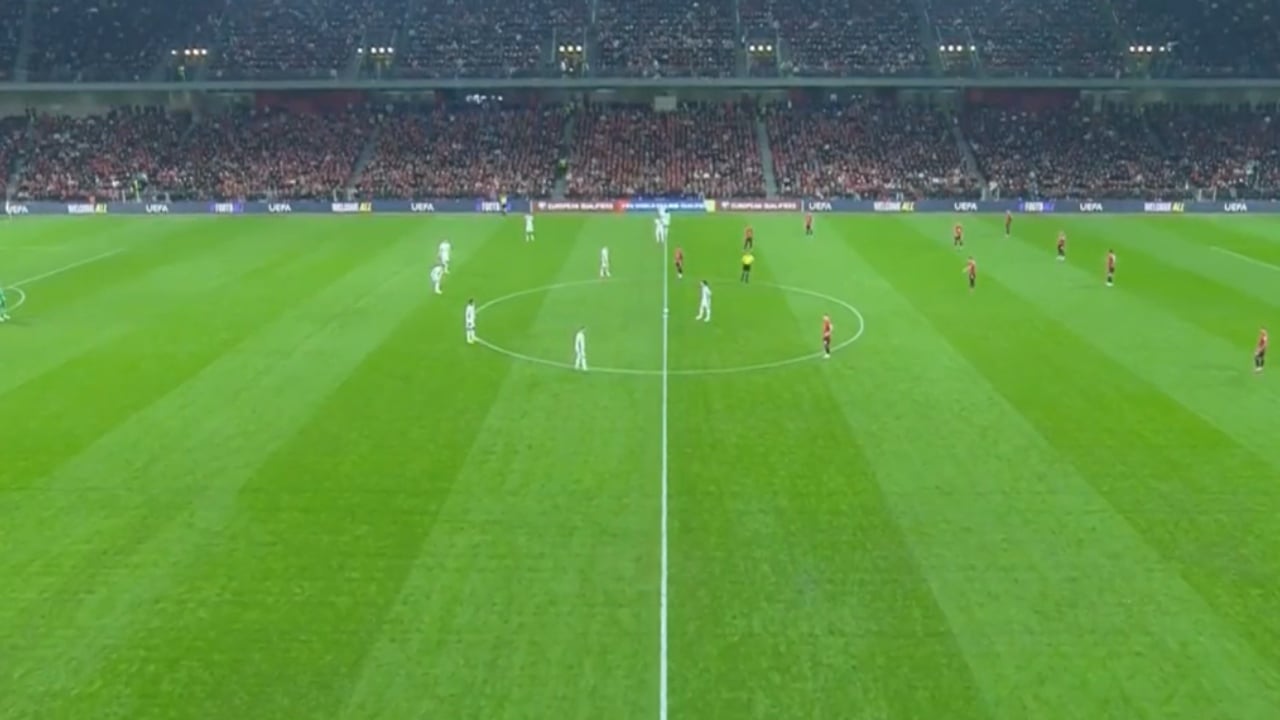 Shqipëri Angli  Starton dueli historik  shkelmohet topi i parë në  Arenën Kombëtare 