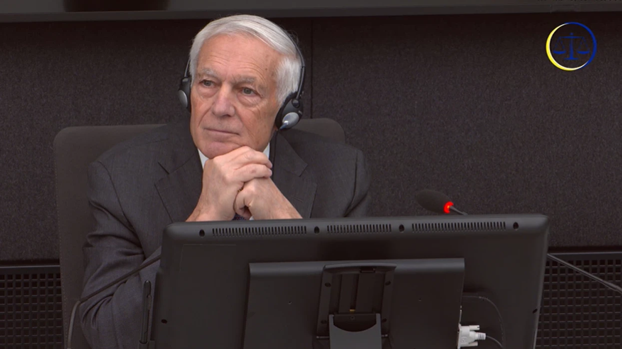 Nis dëshmia e Wesley Clark në Hagë  dëshmitarit të fundit të mbrojtjes