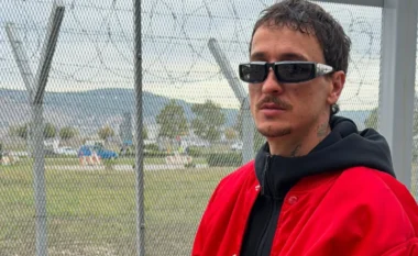 Getinjo me kërkesë për ndjekësit: Më blini një Iphone 17 Pro Max, vetëm unë kam mbetur