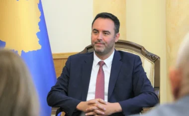 Konjufca prezanton kabinetin qeveritar – Albin Kurti ministër i Punëve të Jashtme