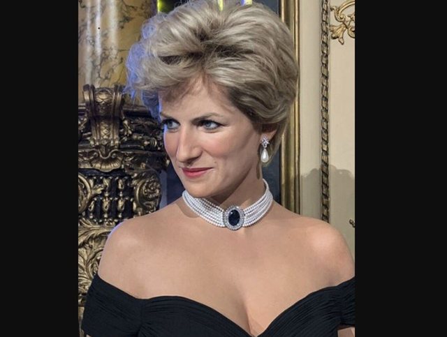 Ikona që nuk u harrua kurrë  figura prej dylli e Princeshës Diana zbulohet në Paris