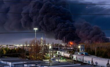 Rrëzimi i avionit të mallrave shkaktoi të paktën 9 viktima, guvernatori i Kentakit shpall gjendjen e jashtëzakonshme