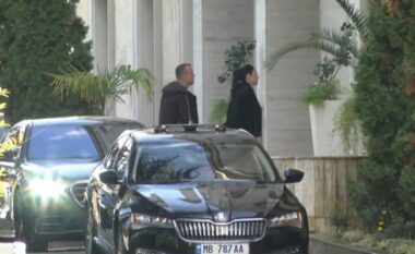 GJKKO e pezulloi nga detyra dhe i bllokoi daljen jashtë vendit, Balluku shkon në Kryeministri