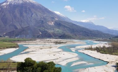 BIRN: Nga Vjosa te Drini, mbetjet minerare ndotin lumenjtë e Shqipërisë