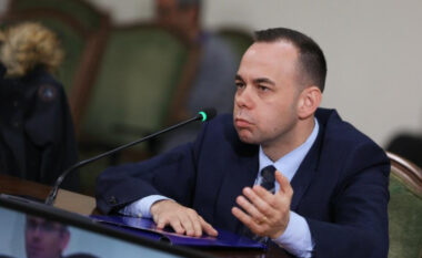 U dënua me 2.8 vite burg për aferën e inceneratorit të Tiranës, ish-deputeti Alqi Bllako pritet të lirohet nga qelia! GJKKO: E ka shlyer dënimin me paraburgim
