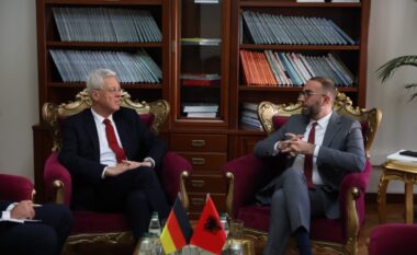 Dosjet e Belinda Ballukut/ Gazment Bardhi raporton tek ambasadori gjerman: Provon më së miri instalimin e sistemit asgjësues për të ardhmen europiane të Shqipërisë