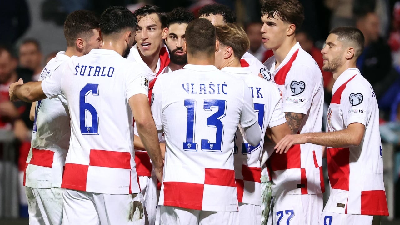 Kroacia bëhet ekipi i tretë europian që pret biletën për Botëror  Holandës i shtyhet festa  Gjermania një pikë larg Kupës së Botës