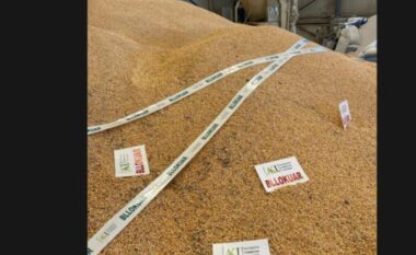 Shkodër/ AKU bllokon kamionin me 25 ton misër që vinte nga Serbia