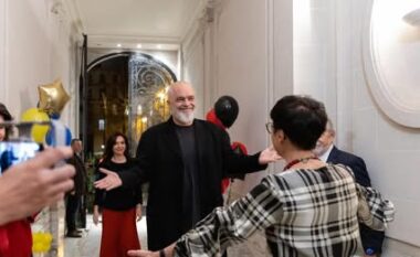 Rama ndan pamjet nga hapja e godinës së misionit të Shqipërisë në BE, Marta Kos: S’keni vetëm fjalë, por vepra