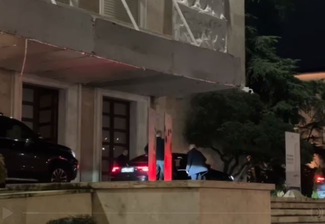 Pas 7 orësh takim me Ballukun, Rama largohet nga ambientet e Kryeministrisë