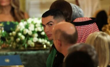 Ronaldo merr pjesë në darkën e Shtëpisë së Bardhë, batutat e Trump: Djali im është tifozi juaj, tani që u takuat do të më respektojë më shumë