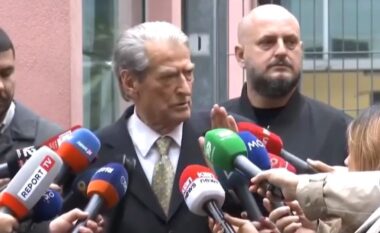 Dosja e 21 Janarit/ Berisha zbulon për çfarë u pyet: Basha dhe komandanti i Gardës donin të me evakuonin nga zyra, pse nuk pranova