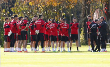 Kombëtarja nis zyrtarisht përgatitjet për Andorrën/ Kuqezinjtë zbresin në fushë, mungesa në stërvitjen e parë