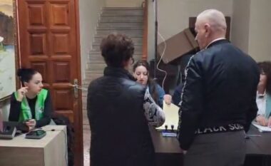 Zgjedhjet e pjesshme në Tepelenë, risi përdorimi i Inteligjencës Artificiale në procesin e numërimit të votave