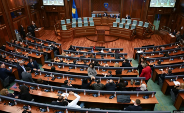 “Sharje për vota”/ Gjuha e urrejtjes dominon fushatën në Kosovë: Ekspertët paralajmërojnë rrezik për demokracinë