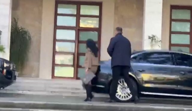 SPAK kërkon imunitetin e saj, para mbledhjes së Këshillit të Mandateve Balluku hyn në Kryeministri