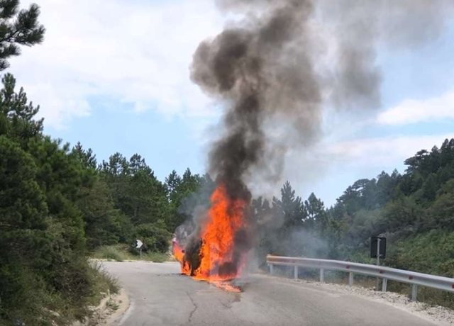 Zbardhen detaje nga ngjarja e rëndë në Llogara/ Personi u gjet i djegur në sediljen e shoferit, për çfarë dyshohet