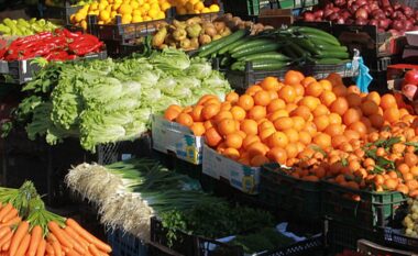 Inflacioni i nëntorit 2.1%, por qiratë dhe ushqimet bëhen më të shtrenjta. Rriten qumështi, djathi dhe veza