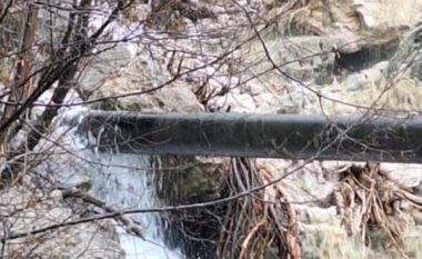 Dëmtohet linja e ujësjellësit, mijëra banorë në Mirditë e Rrëshen pa ujë të pijshëm
