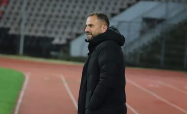 Prapaskenat e ndërhyrjes kirurgjikale në zemër të Edlir Tetovës, trajneri i Egnatias u dërgua me urgjencë në spital