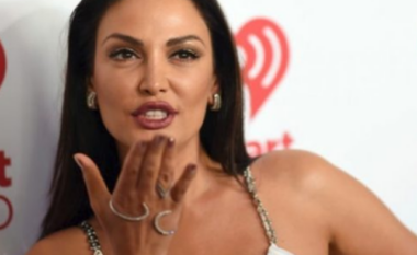 “Vogue” i Amerikës Latine zgjedh Bleona Qerretin, këngëtarja shqiptare pozon për kopertinën e huaj