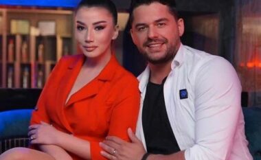 FOTO/ Selvije Jao me deklaratë publike për motrën e Shpat Kasapit