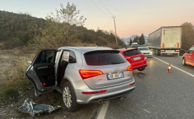 Aksident në aksin Shkodër – Tiranë, plagosen 3 persona, mes tyre dhe punonjësi i policisë