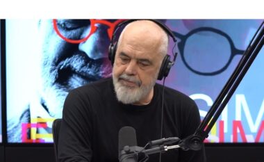 “Ca trimosha të BKH-së erdhën te Kryeministria…”/ Rama: U është mbushur mendja se janë shteti. Nuk donin të linin “patllaken” tek dera sipas rregullores