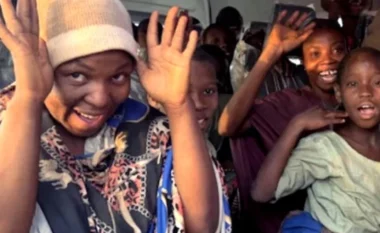 Rrëmbimi masiv në shkollën katolike, lirohen 130 nxënës të tjerë në Nigeri