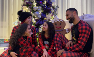 Mohamed Salah uron Krishtlindjet! “Shpërthejnë” polemikat në rrjet