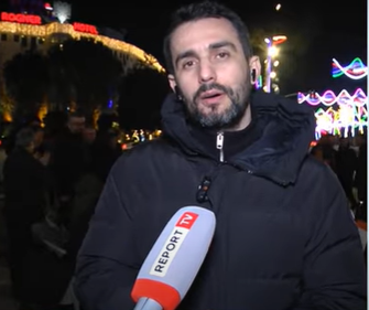 protesta-perpara-kryeministrise-lapaj-jemi-ne-kufijte-e-nje-demtimi-te-pakthyeshem-te-rinise-qeveria-i-eshte-turrur-gjk-per-ta-imponuar