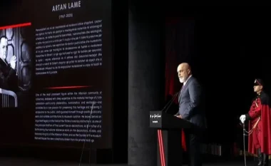 100 vjetori i “Urdhrit të Skënderbeut”, kryeministri Rama nderon me medaljone figurën e Artan Lames dhe Fillip Rrumbullakut