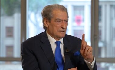 Berisha tregon se kur është takuar për herë të parë me Azem Hajdarin