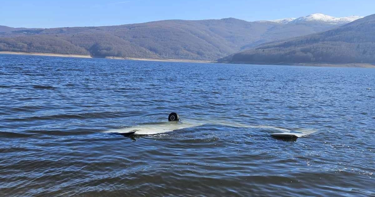 Rrëzohet avioni në Mavrovë  plagosen dy persona nga Kosova