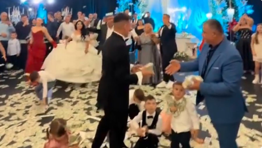 U kritikua për parat e hedhura në dasmën e motrës, Myrto Uzuni: Jam rritur në varfëri, para stërvitjes haja bukë me ujë dhe sheqer