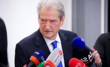 “Nuk i lëviz asaj që thashë në konferencë”, Berisha reagon pas deklaratës së Salianjit: Qëndrimi absolut i PD, vija e kuqe është bashkëpunimi me bandat