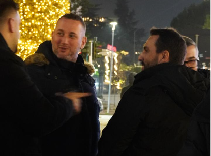  Do të jem në çdo protestë   Florian Binaj takon Lapajn  Nëse ngrihemi të gjithë bashkë  qeveria do të struket