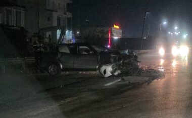Aksident në rreth-rrotullimin e Bradasheshit, katër persona të plagosur! Dërgohen me urgjencë në spital