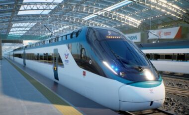 Treni elektrik Durrës-Rrogozhinë me shpejtësi deri në 120 km/h, publikohet marrëveshja e financimit për projektin 120.5 milionë euro