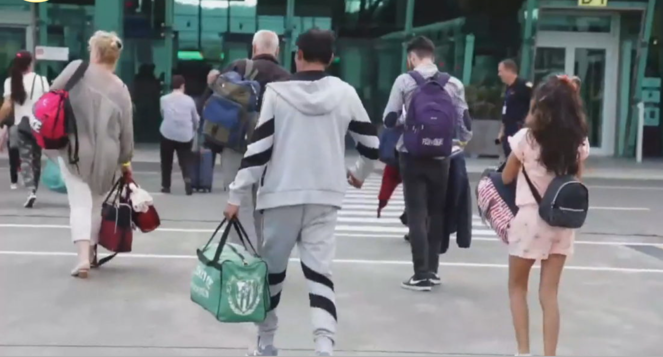 Ikja e të rinjve, 70% e emigrantëve shqiptare në Europë nën 45-vjeç