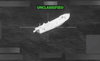 Sulmi i dytë ndaj skafit me drogë pranë Venezuelës shkakton debat në Kongres, Shtëpia e Bardhë: U eleminua kërcënimi i radhës i trafikantëve