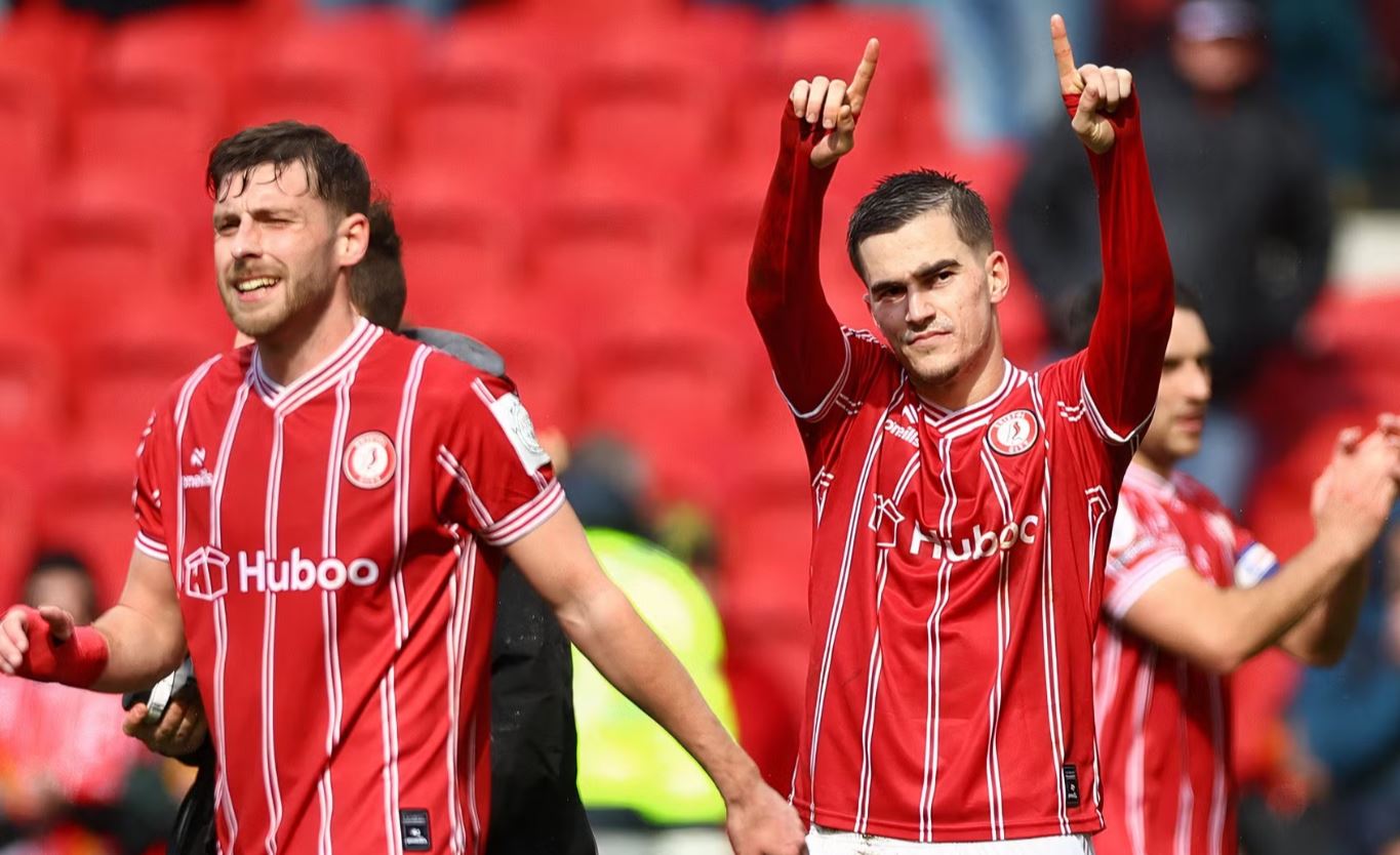 E papritur për Anis Mehmetin, kërkohet me ngulm nga trajneri i njohur që fitoi Champions-in me Liverpulin