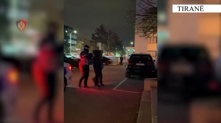 Të shpallur në kërkim për vepra të ndryshme penale, arrestohen 4 persona në Tiranë